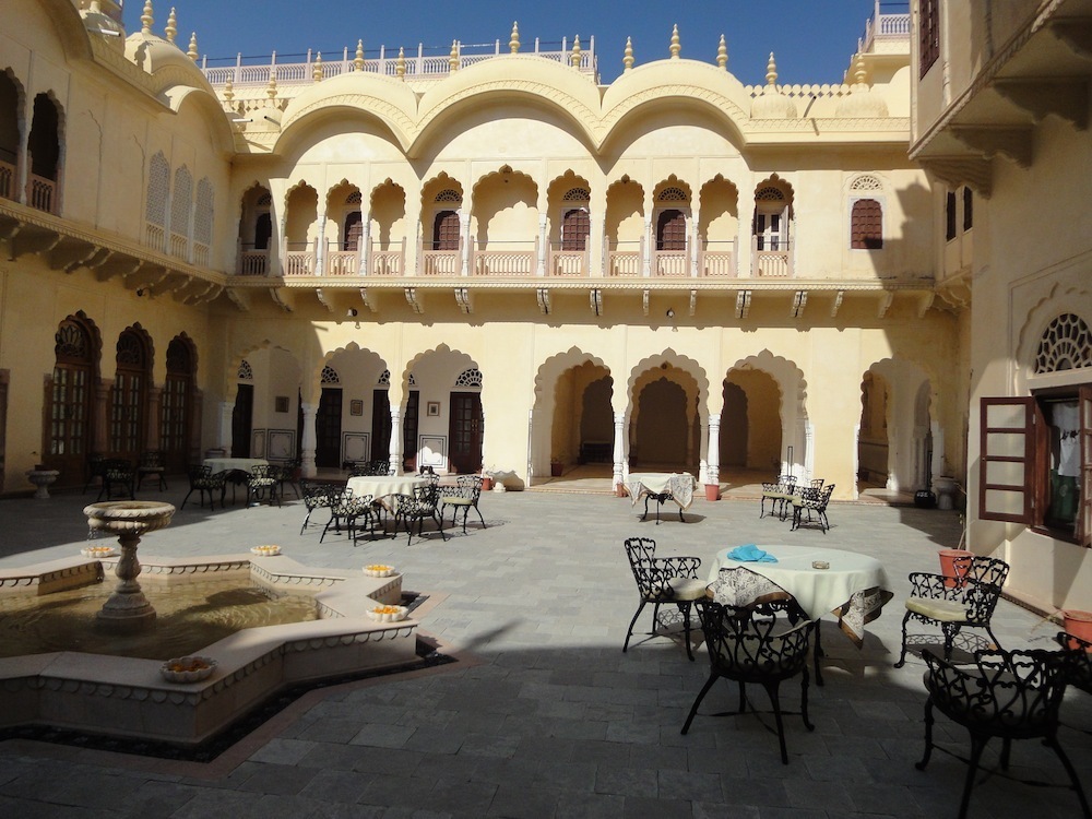 Courtyard of the Alsisar Mahal.